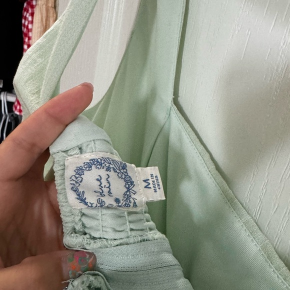 Blue Rain Light green Francesca’s dress - Picture 3 of 3